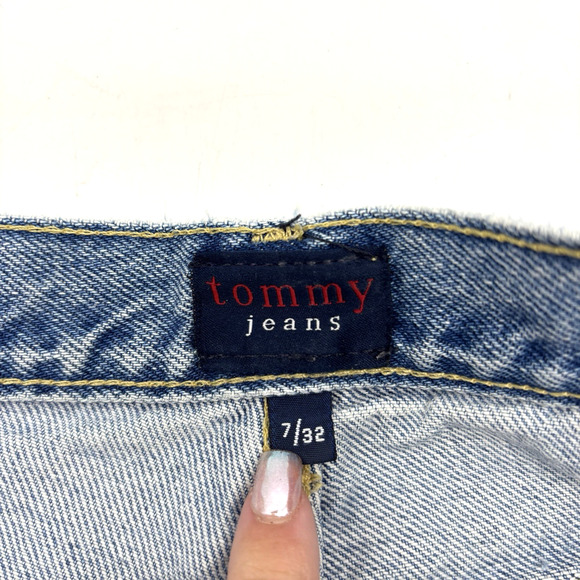 Vintage Y2K Tommy Hilfiger Med Wash High Rise Straight Jeans Jr 7 28x31" - FLAW - Picture 7 of 16